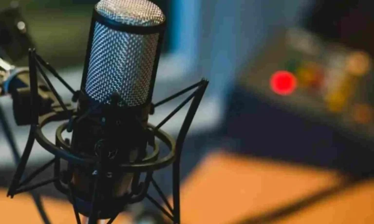 Geekzilla.io radio