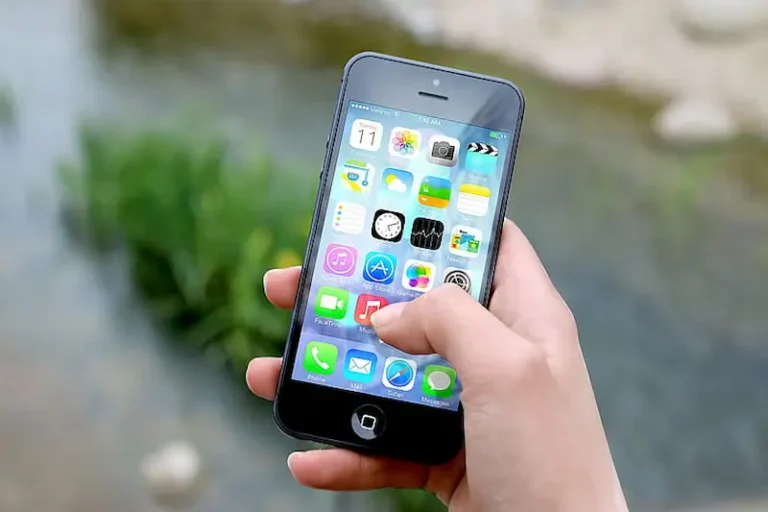 Cdiphone